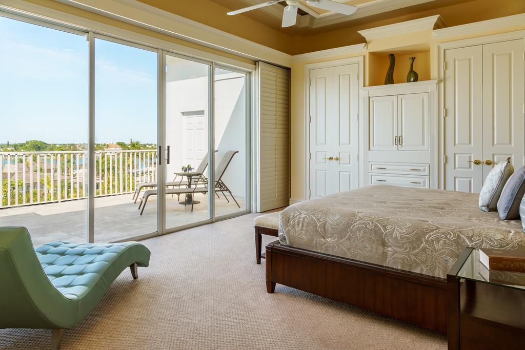 Olde Marco Island Inn And Suites Exterior foto