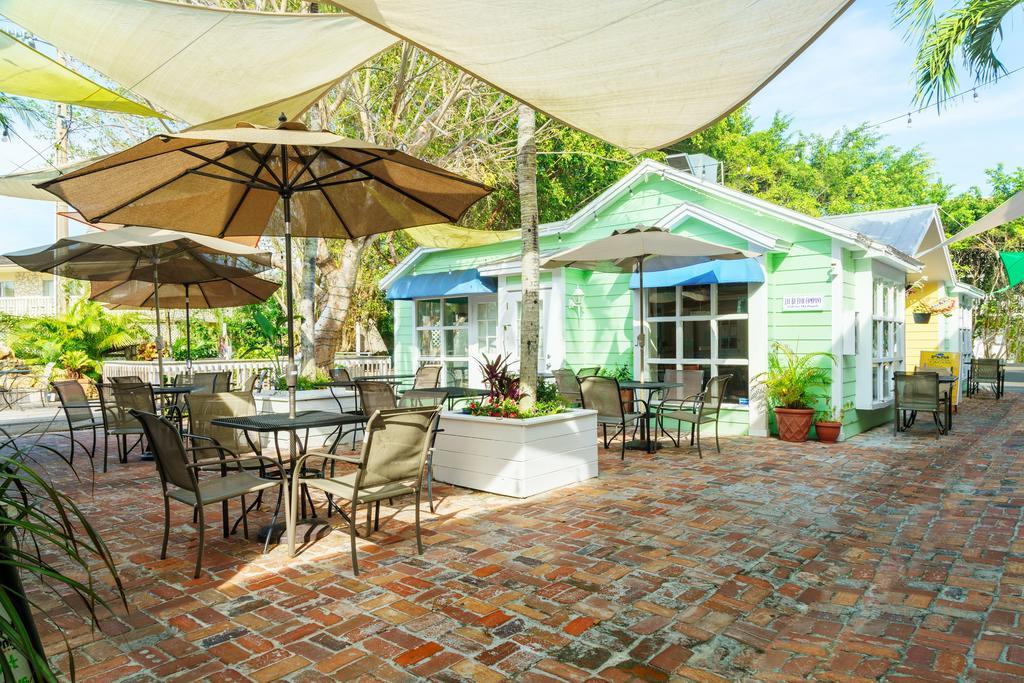 Olde Marco Island Inn And Suites Exterior foto